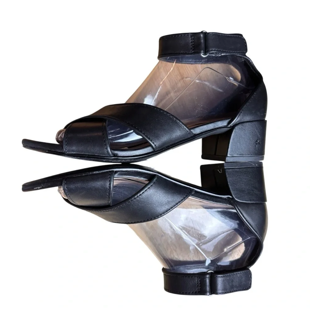 Clarks Caroleigh Rise Black Heeled Sandals – Women’s Sz 8